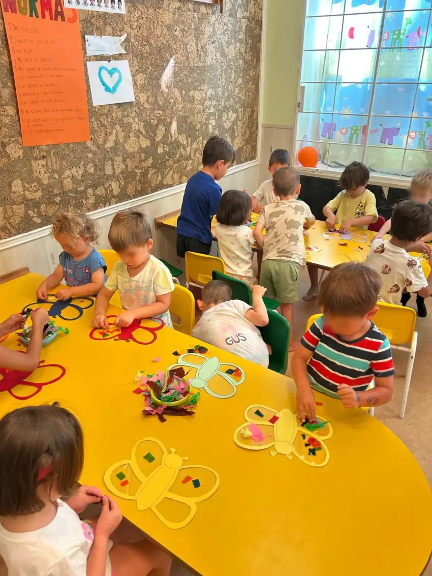 Servicios para las familias en la escuelita